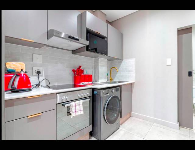 1 BEDROOM APARTMENT FOR SALE IN SANDTON CENTRAL